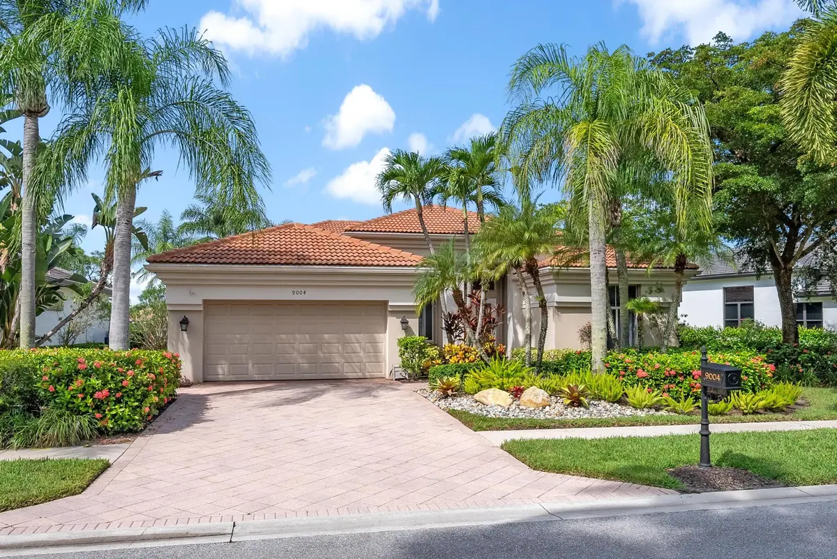 9004 Lakes Blvd. at 9004 Lakes Boulevard, West Palm Beach