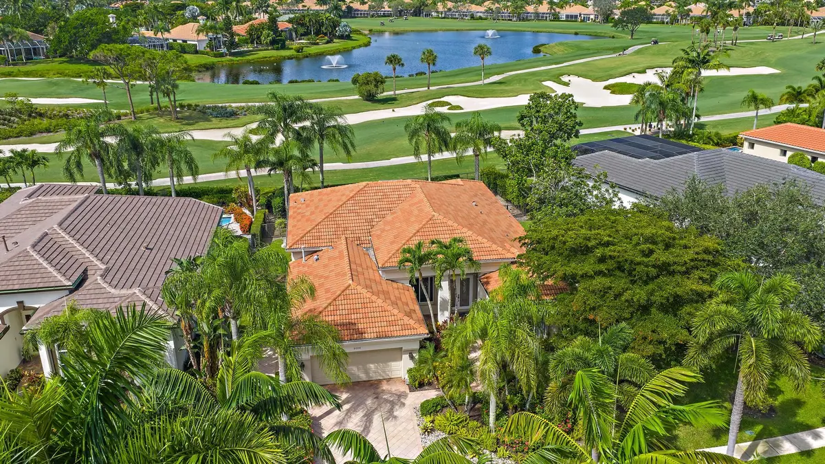 9004 Lakes Blvd. at 9004 Lakes Boulevard, West Palm Beach