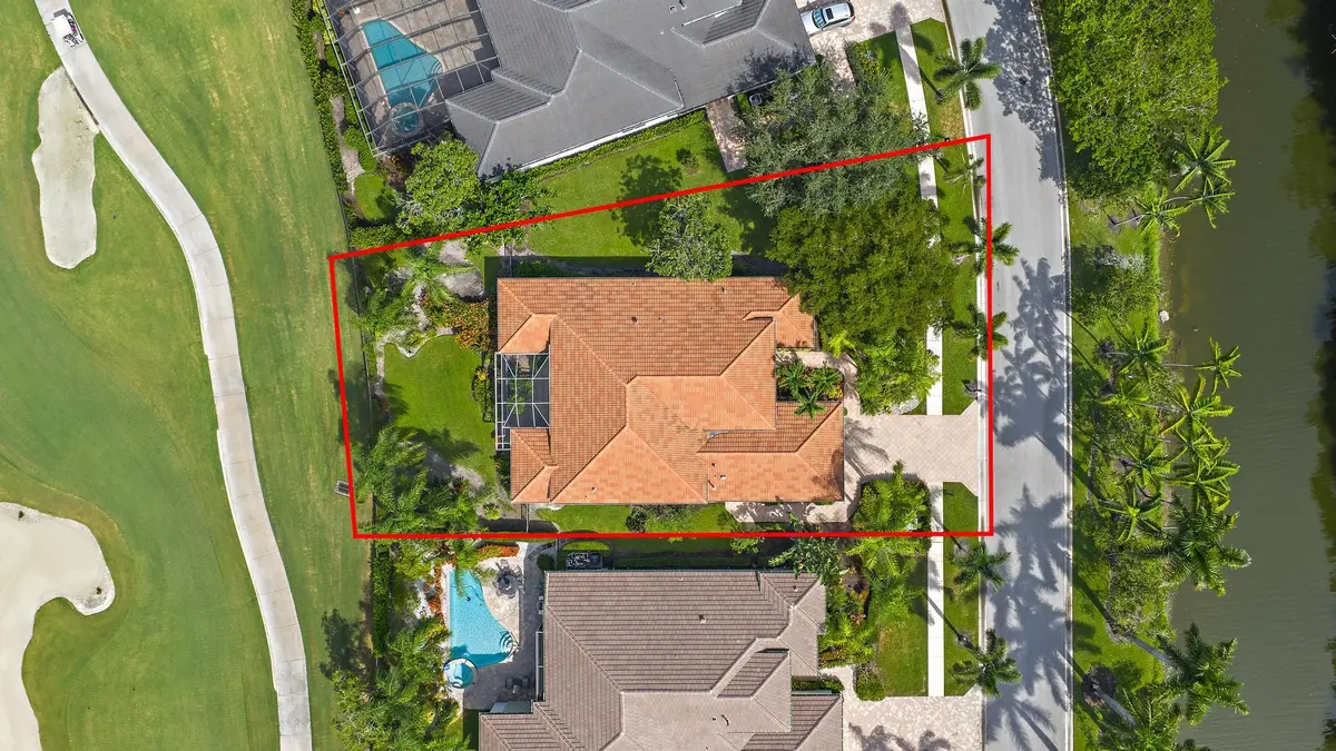 9004 Lakes Blvd. at 9004 Lakes Boulevard, West Palm Beach