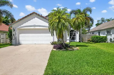 1891 Oak Berry Circle, Wellington – Single Family Residence for sale