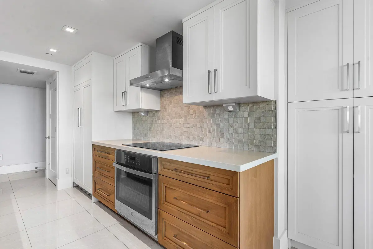 006-3912SouthOceanBoulevard-709-Highland at 3912 S Ocean Boulevard 709, Highland Beach