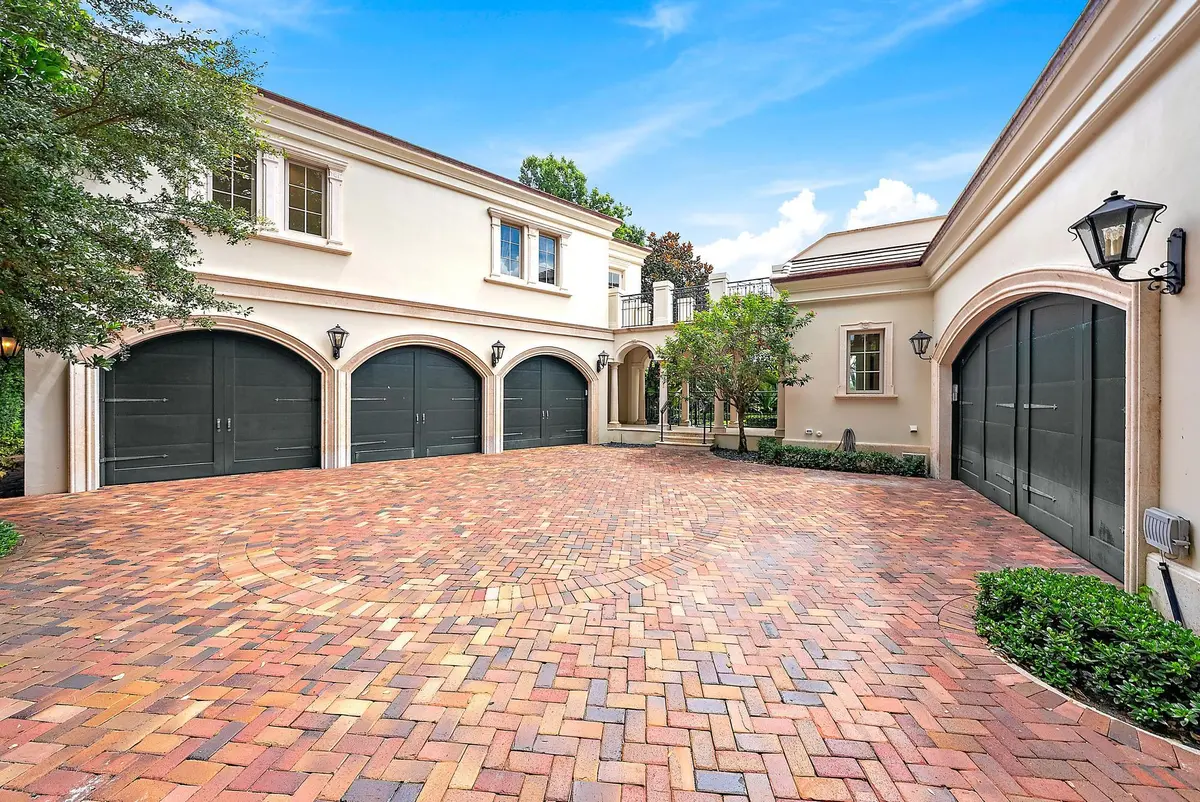 Detached Garage at 13840 Le Mans Way, Palm Beach Gardens