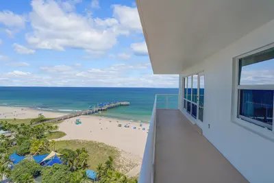 111 N Pompano Beach Boulevard 1909, Pompano Beach – sold