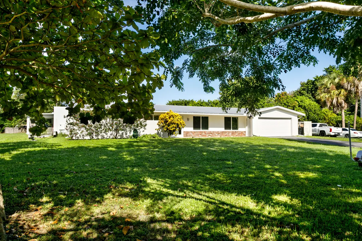 31-CBS Residence at 5200 Club Road, Haverhill