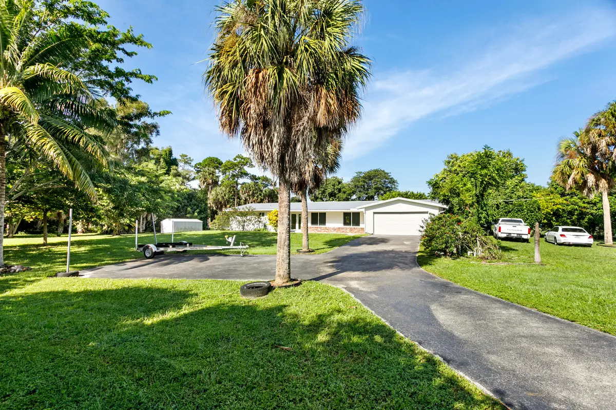 32-Abundant Parking at 5200 Club Road, Haverhill