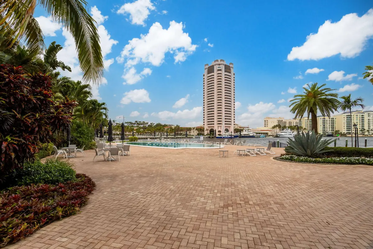 4-web-or-mls-40-print-40-print-19-print- at 701 E Camino Real 8f, Boca Raton
