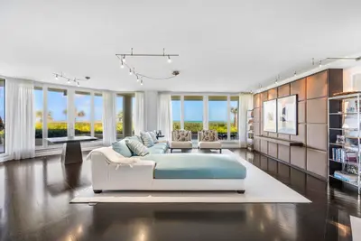 3001 SE Island Point Lane 12, Stuart – sold