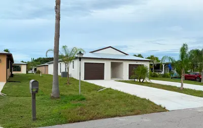 44 Silver Oak Drive, Port St. Lucie – sold
