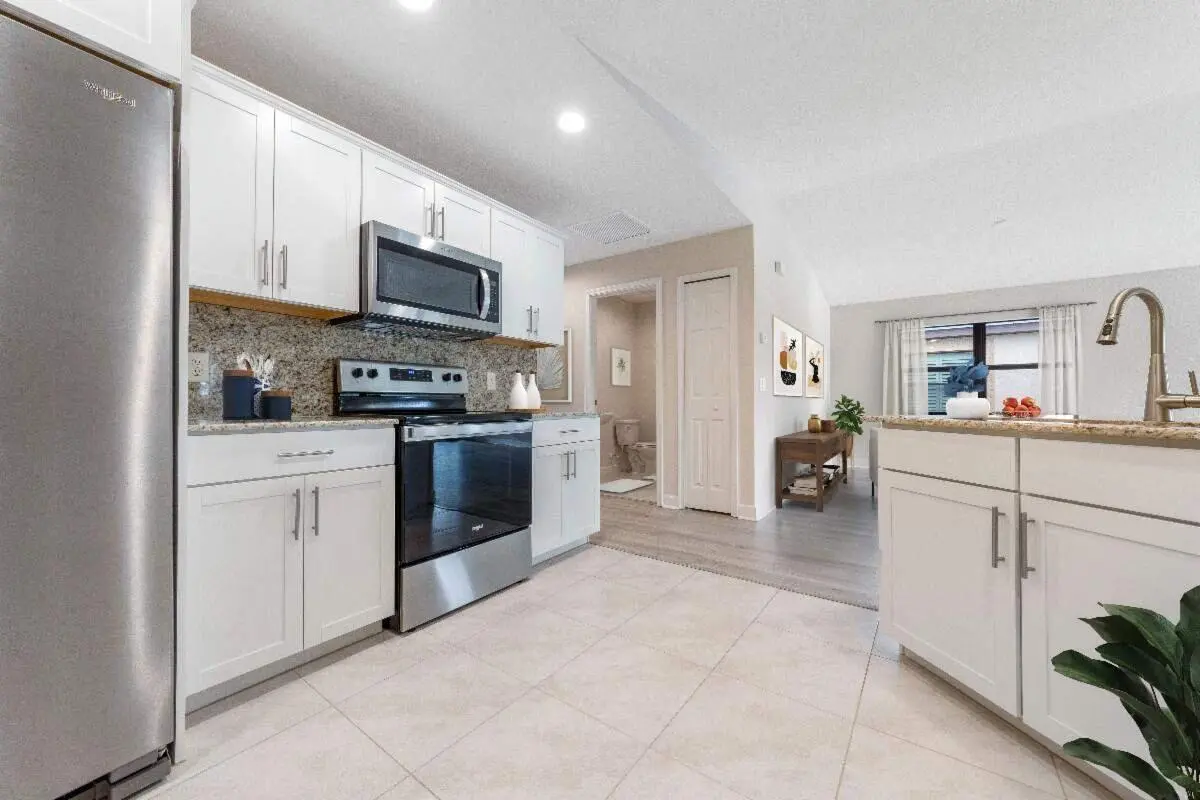 Gemini-Kitchen at 1 Alcala Lane, Port St. Lucie