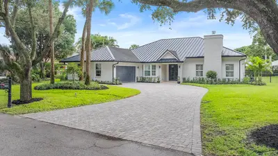 18433 SE Heritage Drive, Tequesta – sold