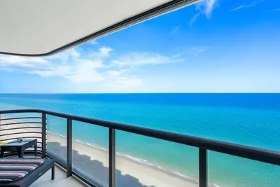 250 S Ocean Boulevard 11c, Boca Raton – sold
