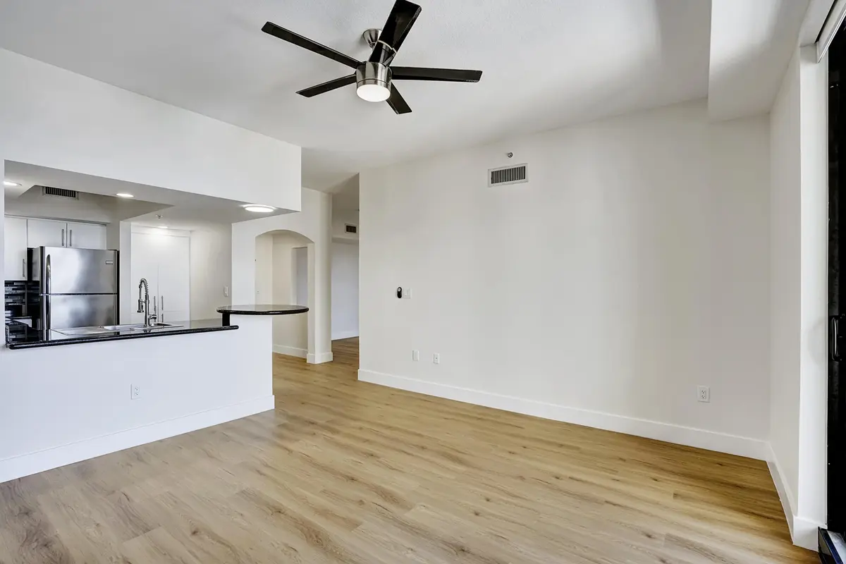 Living area at 110 N Federal Highway 1505, Fort Lauderdale