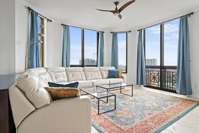701 S Olive Avenue 1424, West Palm Beach – sold