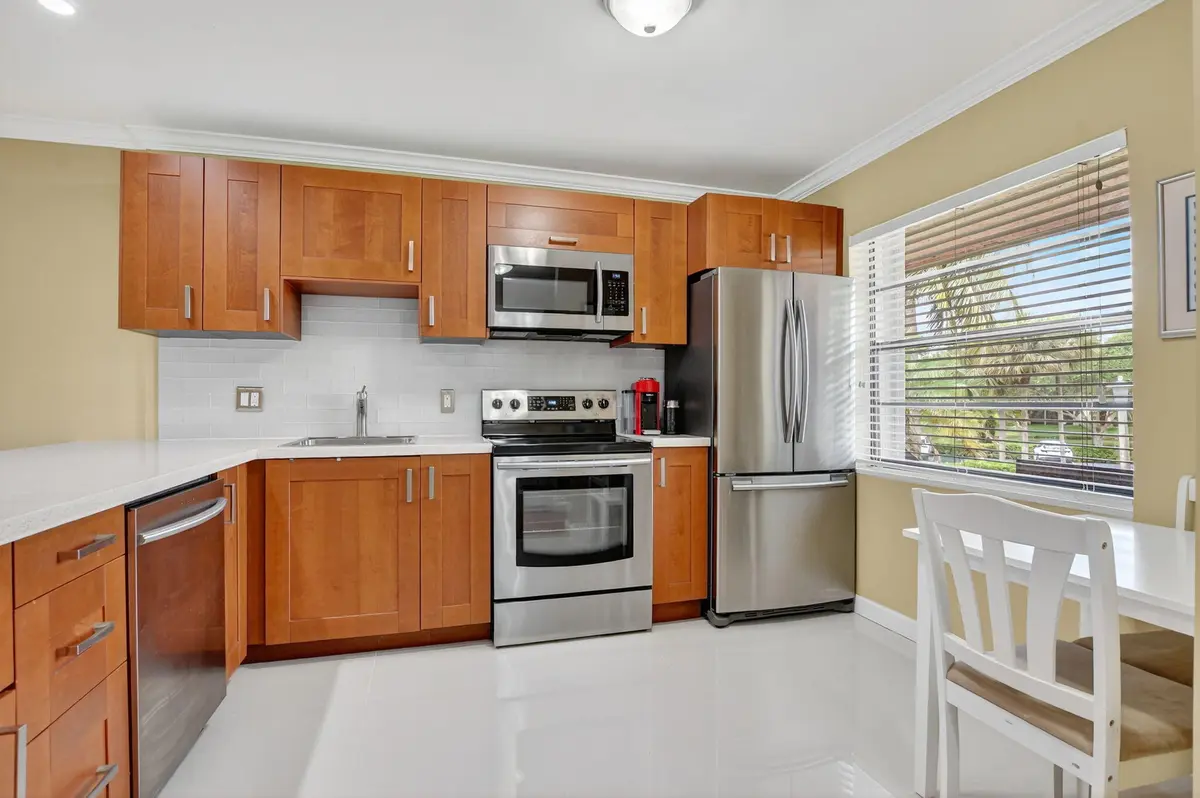 Kitchen at 9268 Vista Del Lago D, Boca Raton