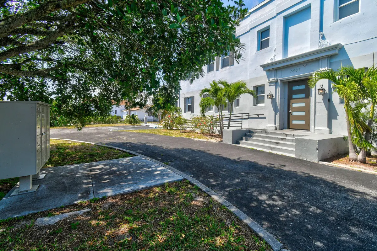 20250424153942548843000000-o at 1401 Division Avenue, West Palm Beach