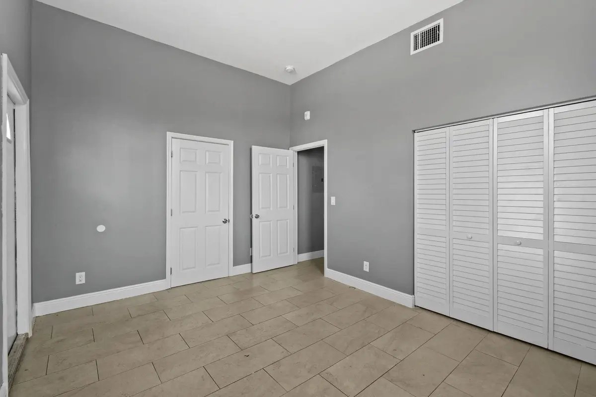 20250424153949142436000000-o at 1401 Division Avenue, West Palm Beach