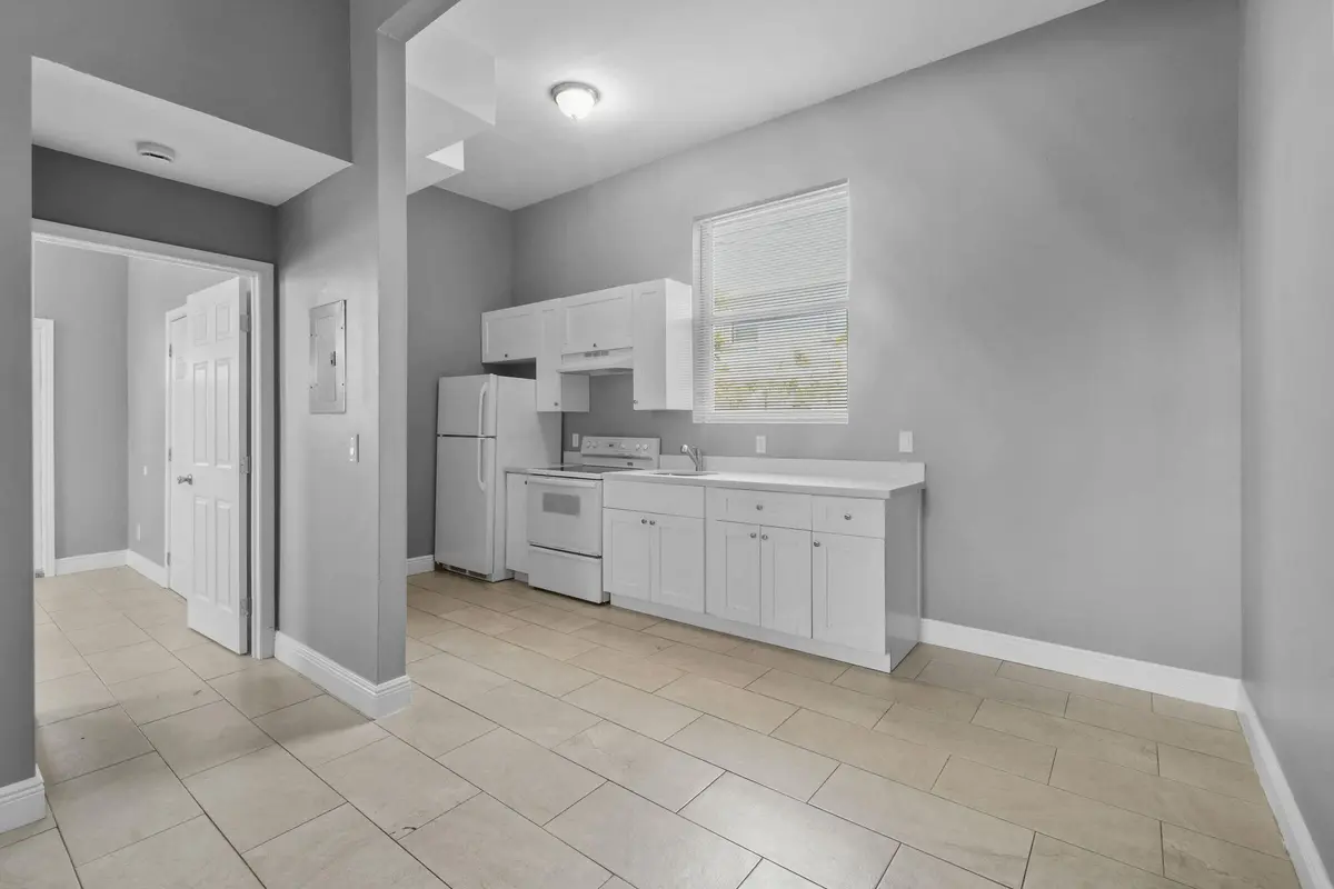 20250424154008184090000000-o at 1401 Division Avenue, West Palm Beach