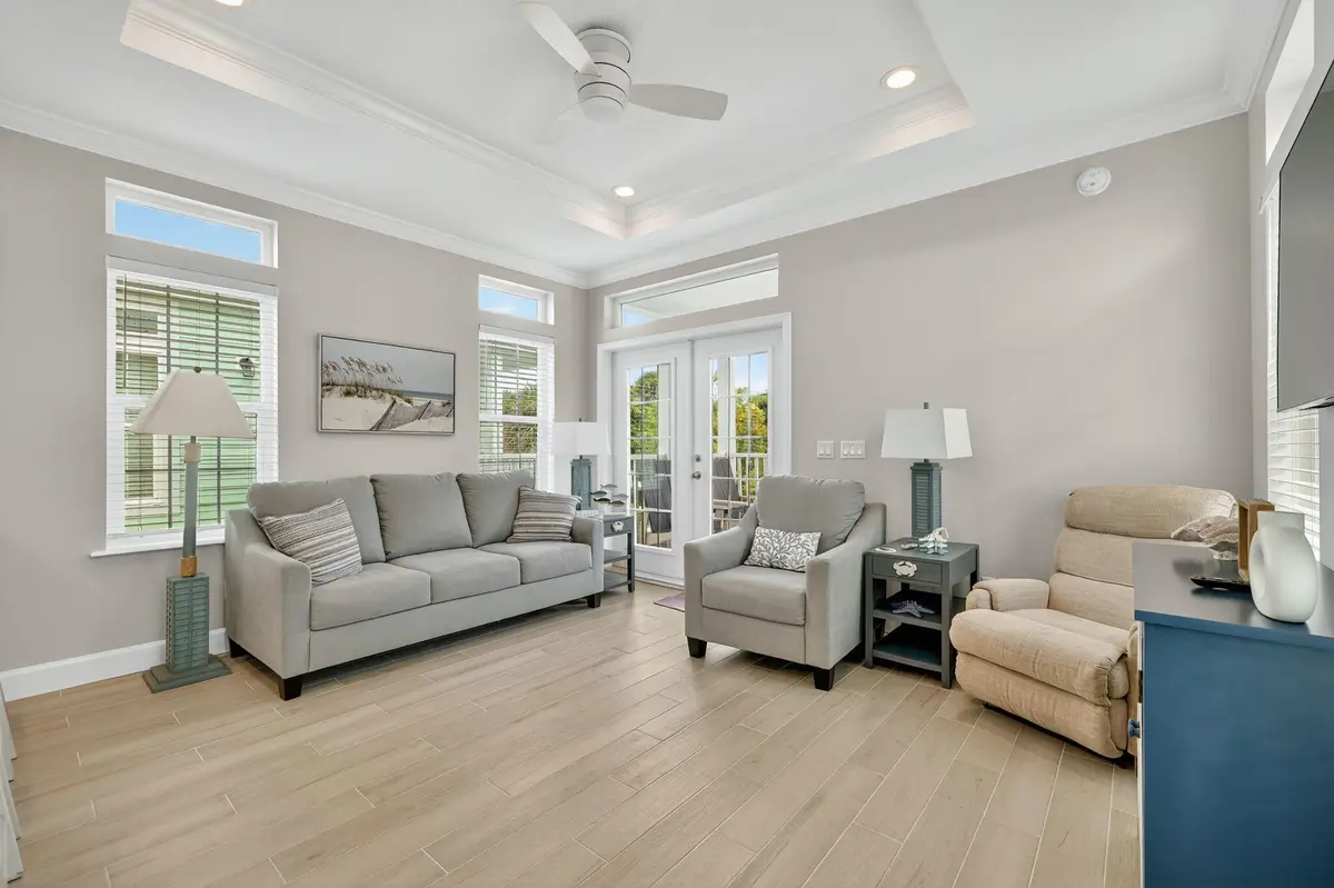 4-web-or-mls-002_3A5A1973 at 300 NE Coastal Drive, Jensen Beach
