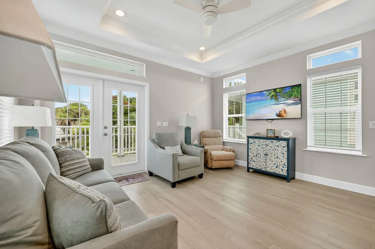 5-web-or-mls-003_3A5A1977 at 300 NE Coastal Drive, Jensen Beach