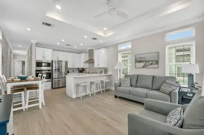 300 NE Coastal Drive, Jensen Beach – Manufactured Home for sale