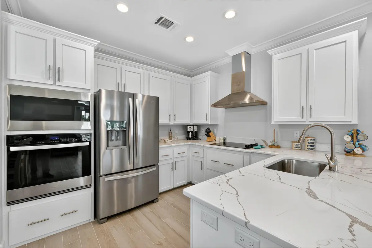 8-web-or-mls-006_3A5A1992 at 300 NE Coastal Drive, Jensen Beach