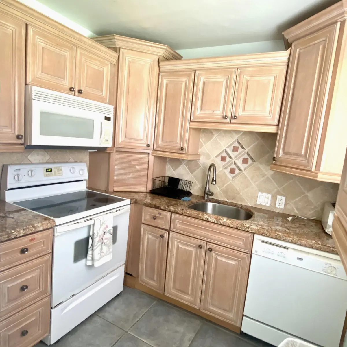 Kitchen at 392 Brighton J, Boca Raton