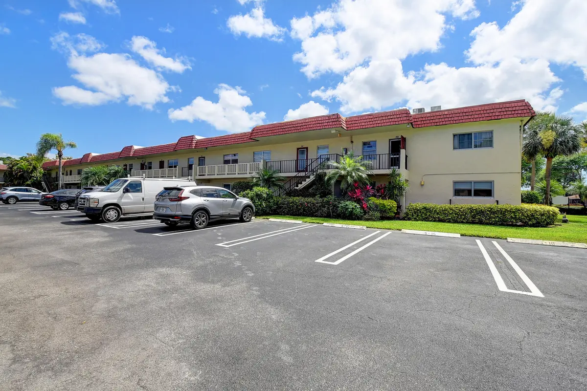 01_dsc_0398_399_400_401_402 at 5 Abbey Lane 108, Delray Beach