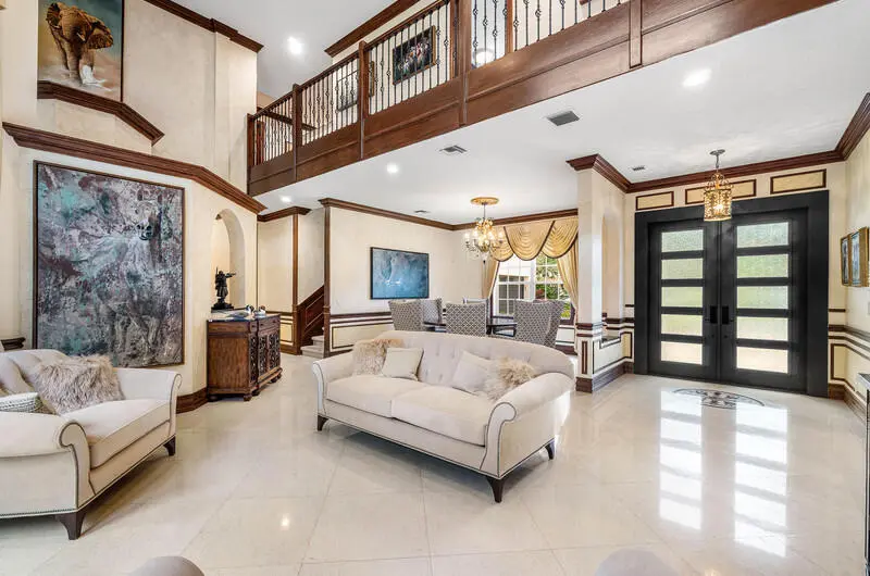 Large Living Area at 12 Martinique Cove, Palm Beach Gardens