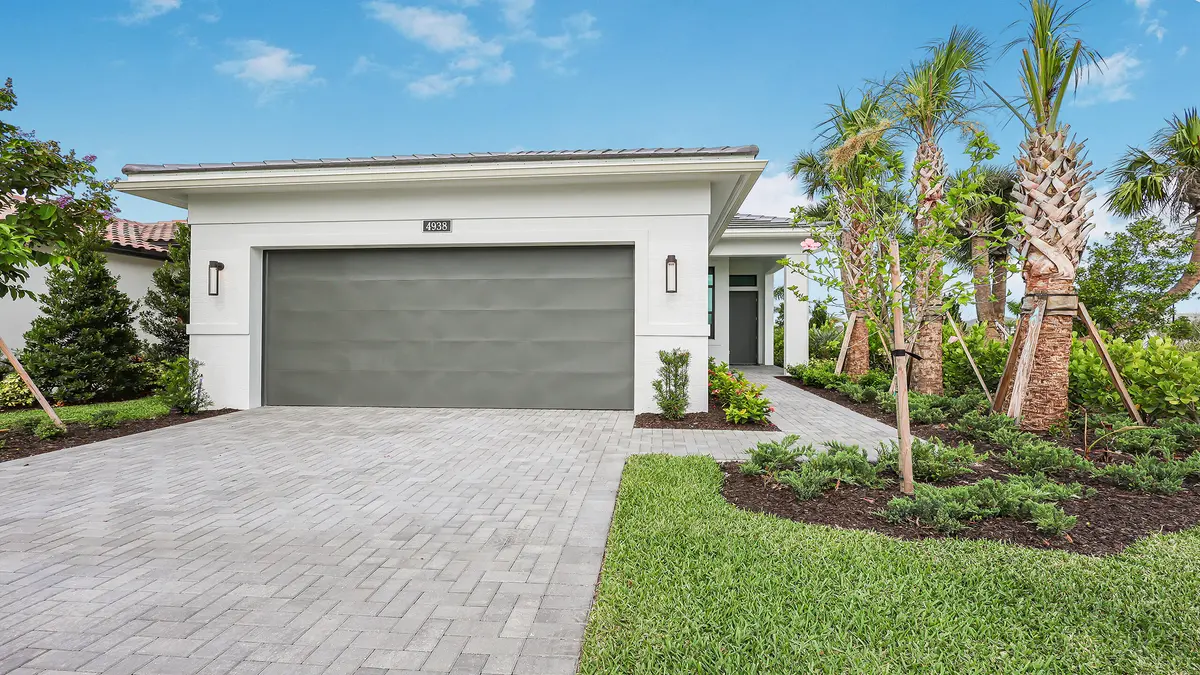 Front Exterior at 4938 Rivo Alto Circle, Westlake