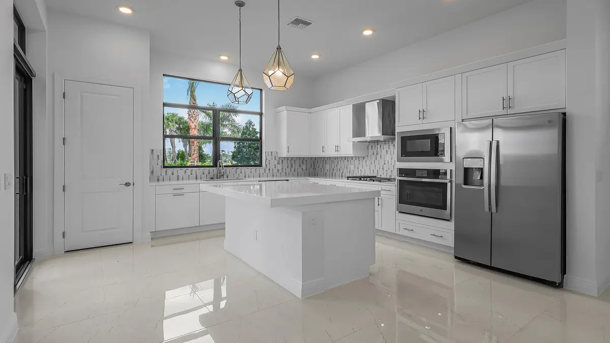 Kitchen at 4938 Rivo Alto Circle, Westlake
