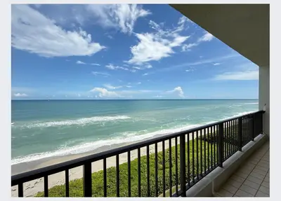 800 Ocean Drive 803, Juno Beach – sold