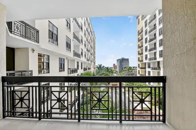 801 S Olive Avenue 1022, West Palm Beach – sold
