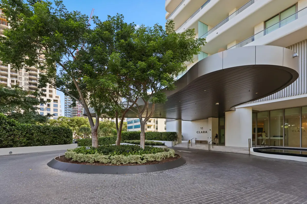 LA CLARA ENTRANCE at 200 Arkona Court 1803, West Palm Beach
