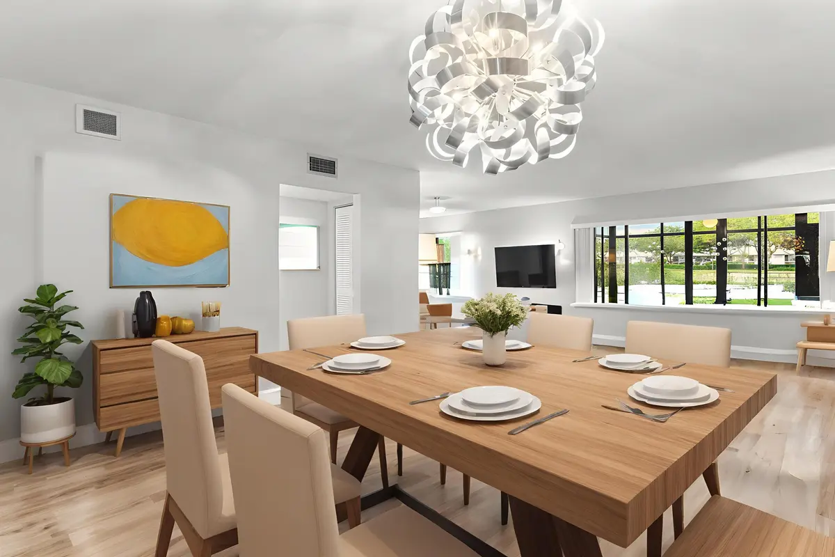 V irtually staged at 5106 Oak Hill Lane 911, Delray Beach