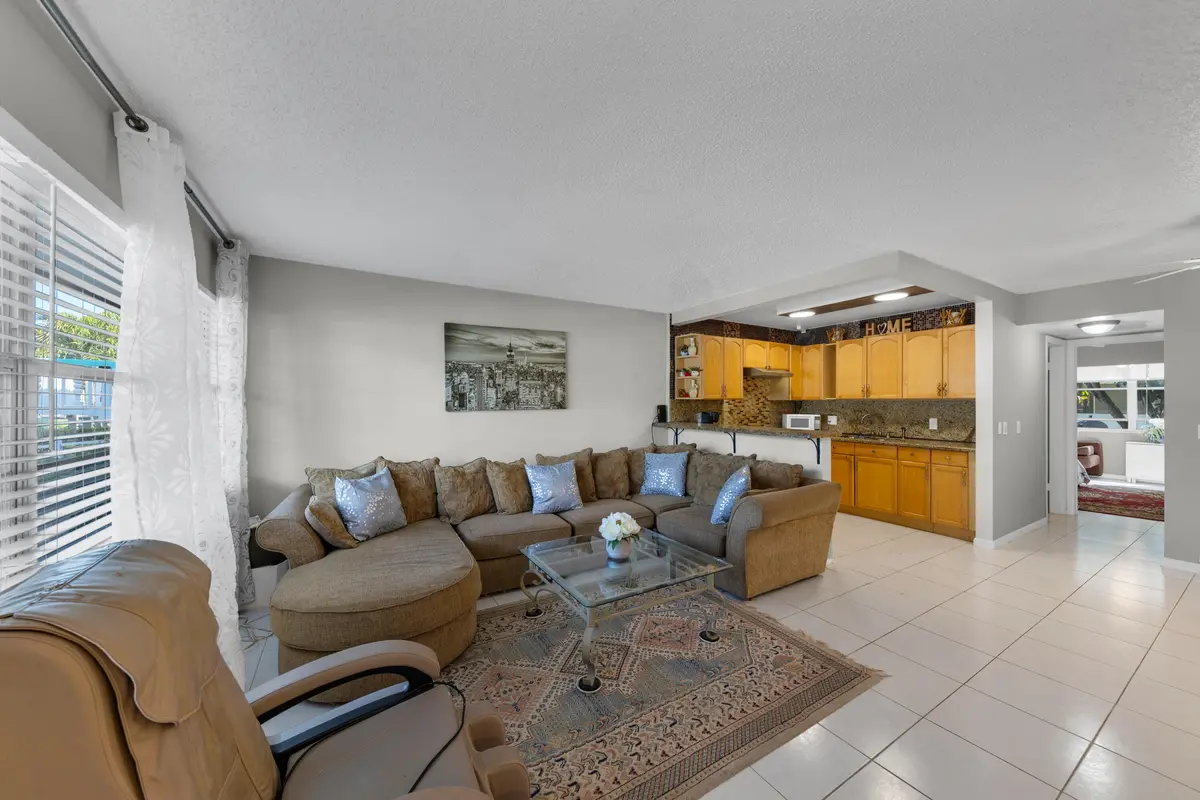 Living Room at 5 Newport A, Deerfield Beach