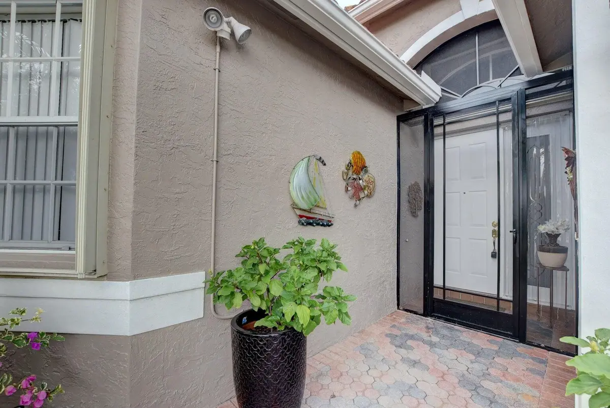 ENTRY ENCLOSED AREA at 7090 Prado Lake Drive, Delray Beach