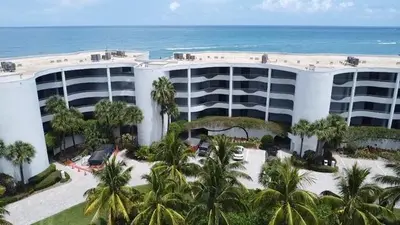 2001 SE Sailfish Point Boulevard 316, Stuart – sold