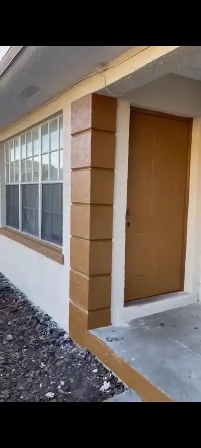 731 21st Street 1-2, West Palm Beach – Duplex for sale