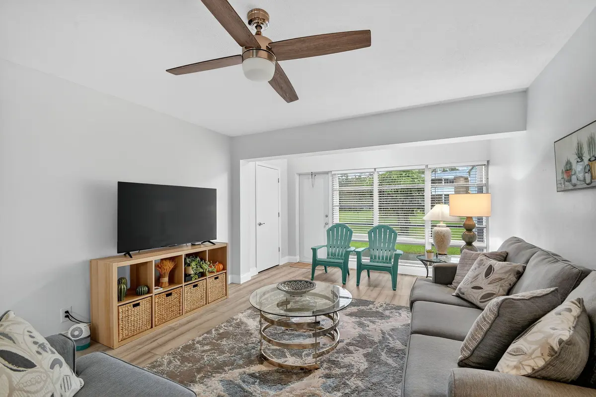 2411 papaya dr lr at 2411 Papaya Drive 103, Delray Beach