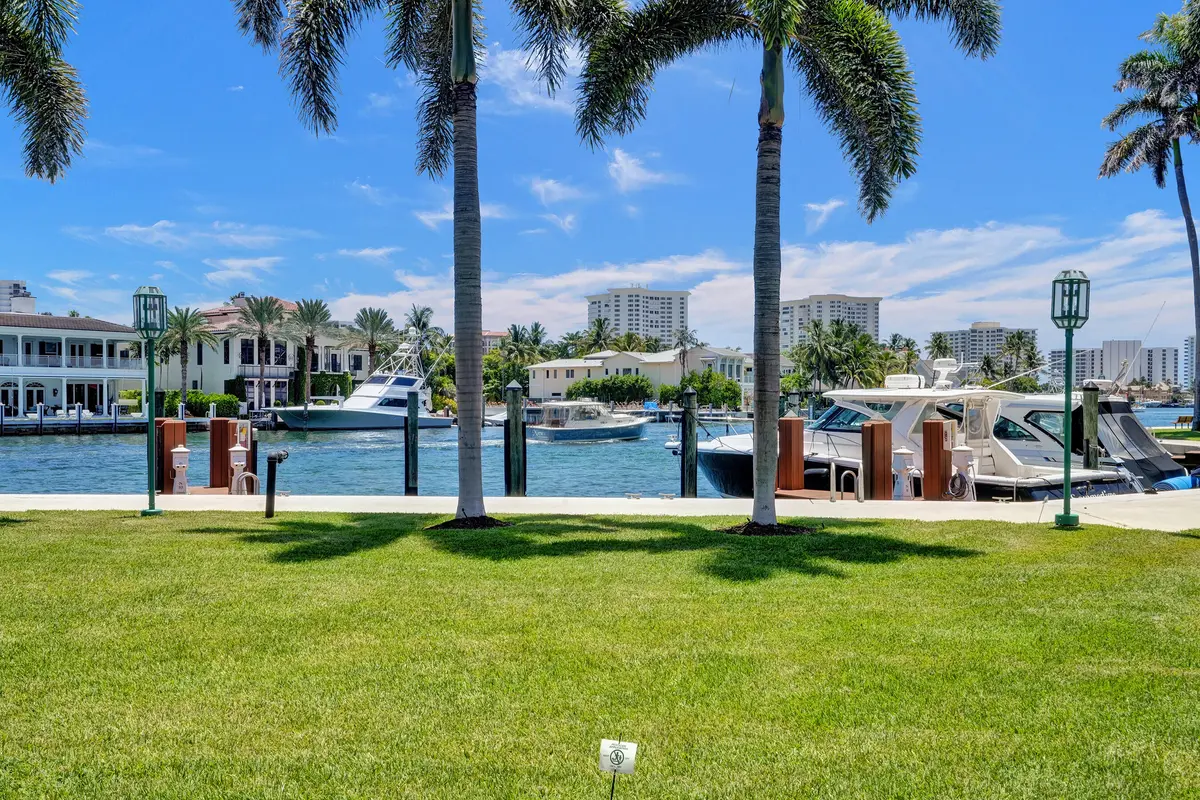 DSC07039 at 100 SE 5th Avenue 406, Boca Raton
