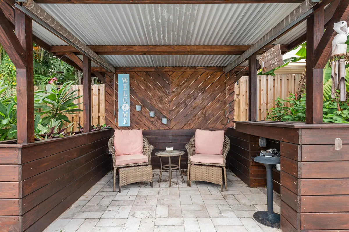 Tiki bar at 1014 W Broward Street, Lantana