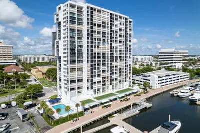 400 N Flagler Drive 1605, West Palm Beach – sold