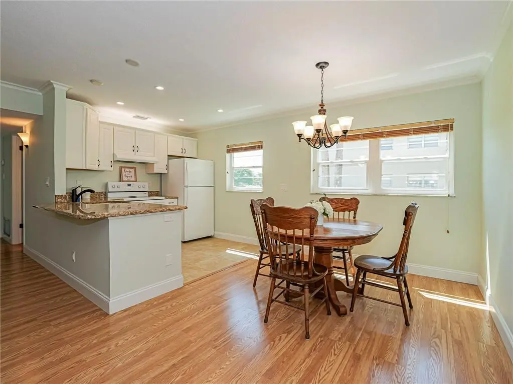 111 Spring Lake Court 106, Vero Beach, FL – photo 6