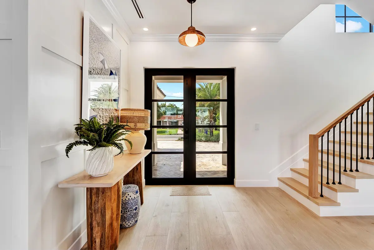 Entryway at 3205 Beacon Street, Pompano Beach
