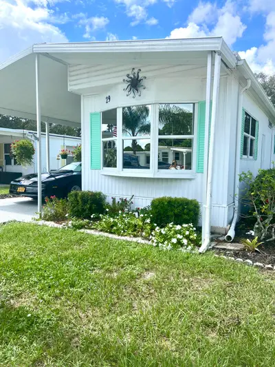 29 Quintanna Roo Lane Lane, Port St. Lucie – sold