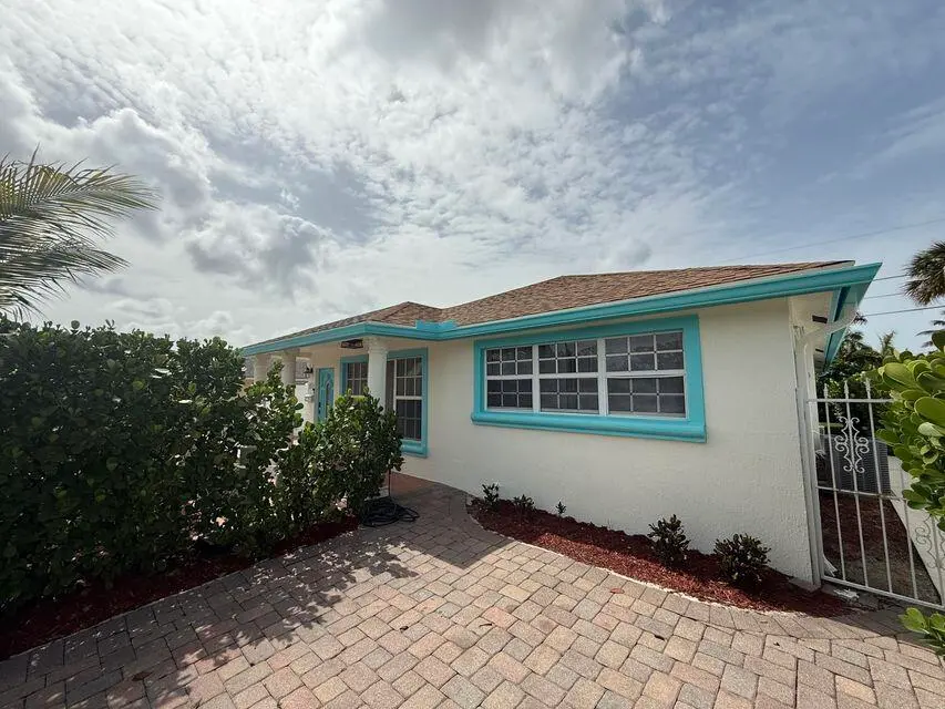 green st patio at 951 Green Street, West Palm Beach