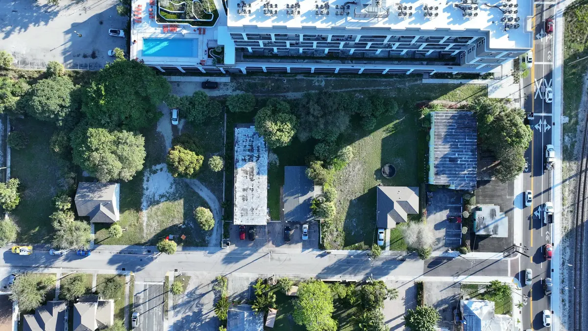 14,000 sq foot lot at 902 2nd Street, West Palm Beach