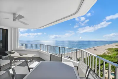 500 S Ocean Boulevard 804, Boca Raton – sold