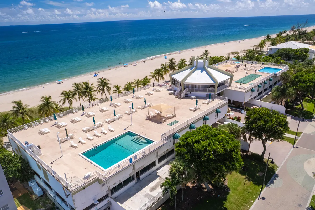 Recreation Center at 101 Briny Avenue 701, Pompano Beach