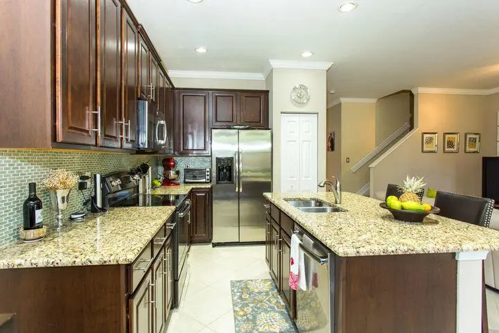 20220831154418604355000000-o at 10426 Wellington Parc Drive, Wellington